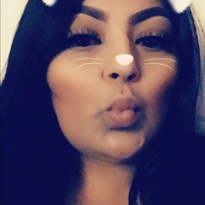 Meet your Posher, Denise